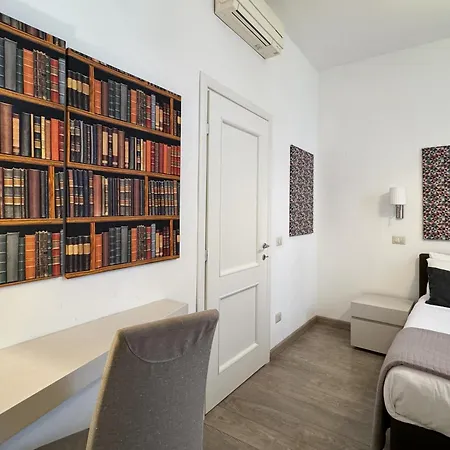 Banchi Vecchi Pantheon Apartment