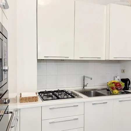 Banchi Vecchi Pantheon Apartment