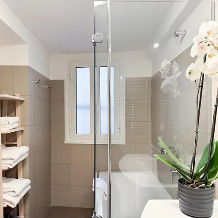 Banchi Vecchi Pantheon Rom