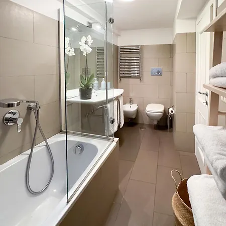 Banchi Vecchi Pantheon